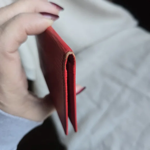 Louis Vuitton Card Holder Epi Red Leather  - Picture 3 of 12